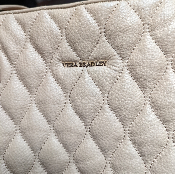 Vera Bradley tote - Picture 1 of 2